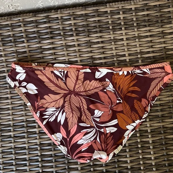 Aerie Brown Flowers Bikini. - Picture 5 of 11